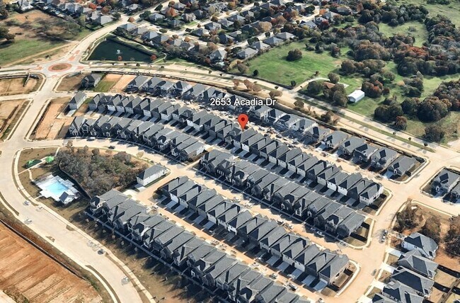 Building Photo - 2653 Acadia Dr