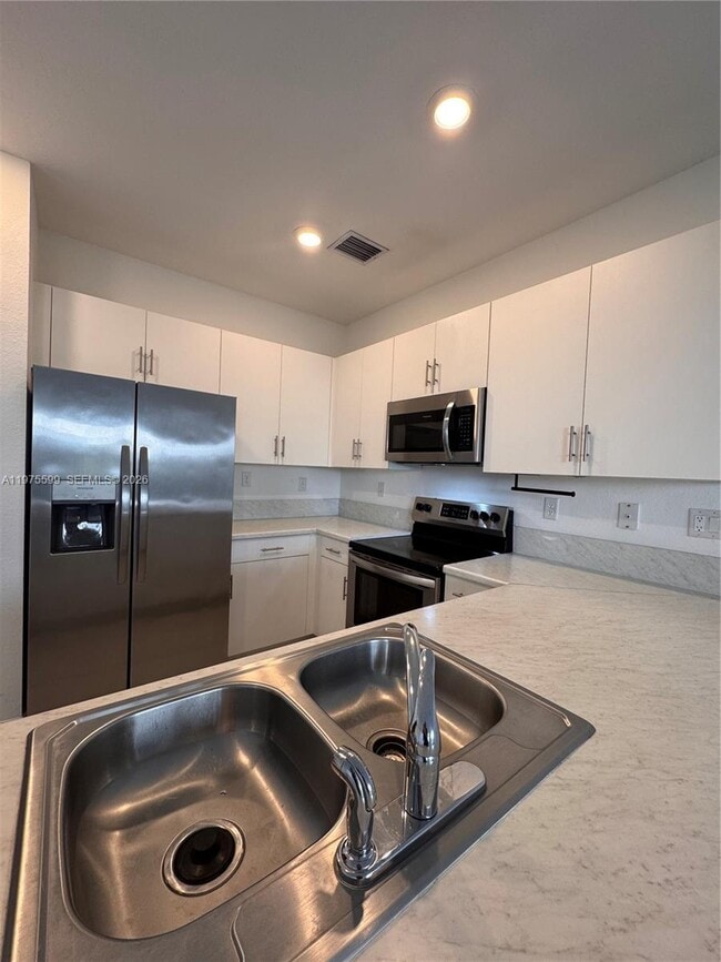 Building Photo - 11813 SW 246 Terrace