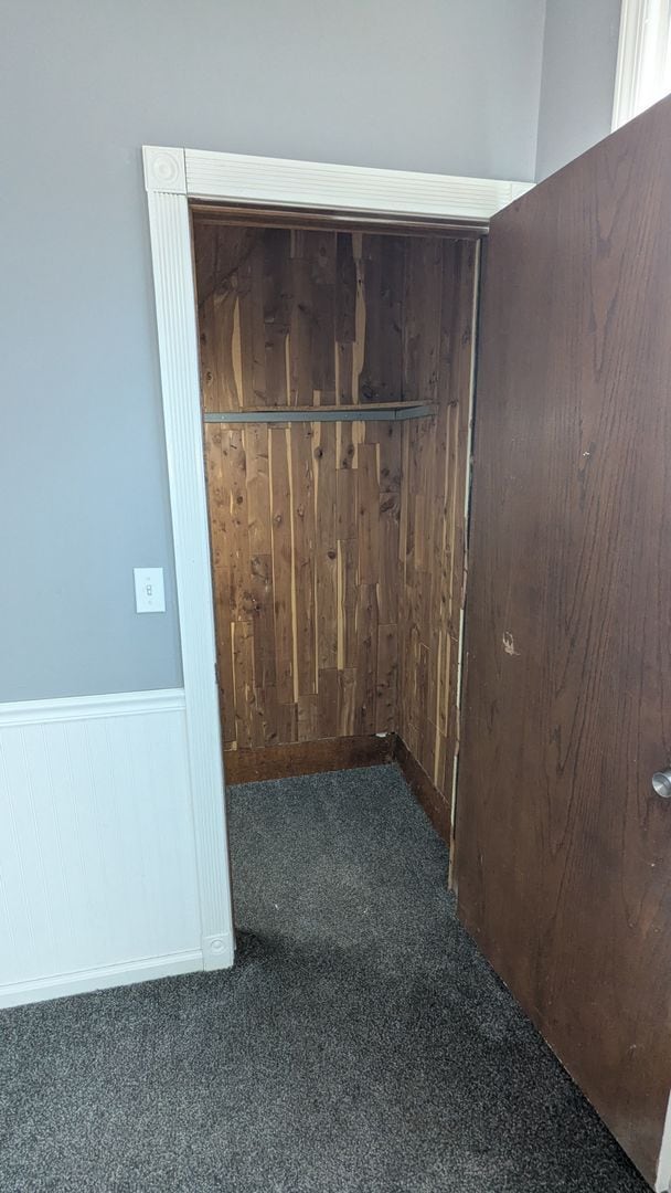 Building Photo - Charming 3-bedroom, 1-bathroom home located in the heart of Akron