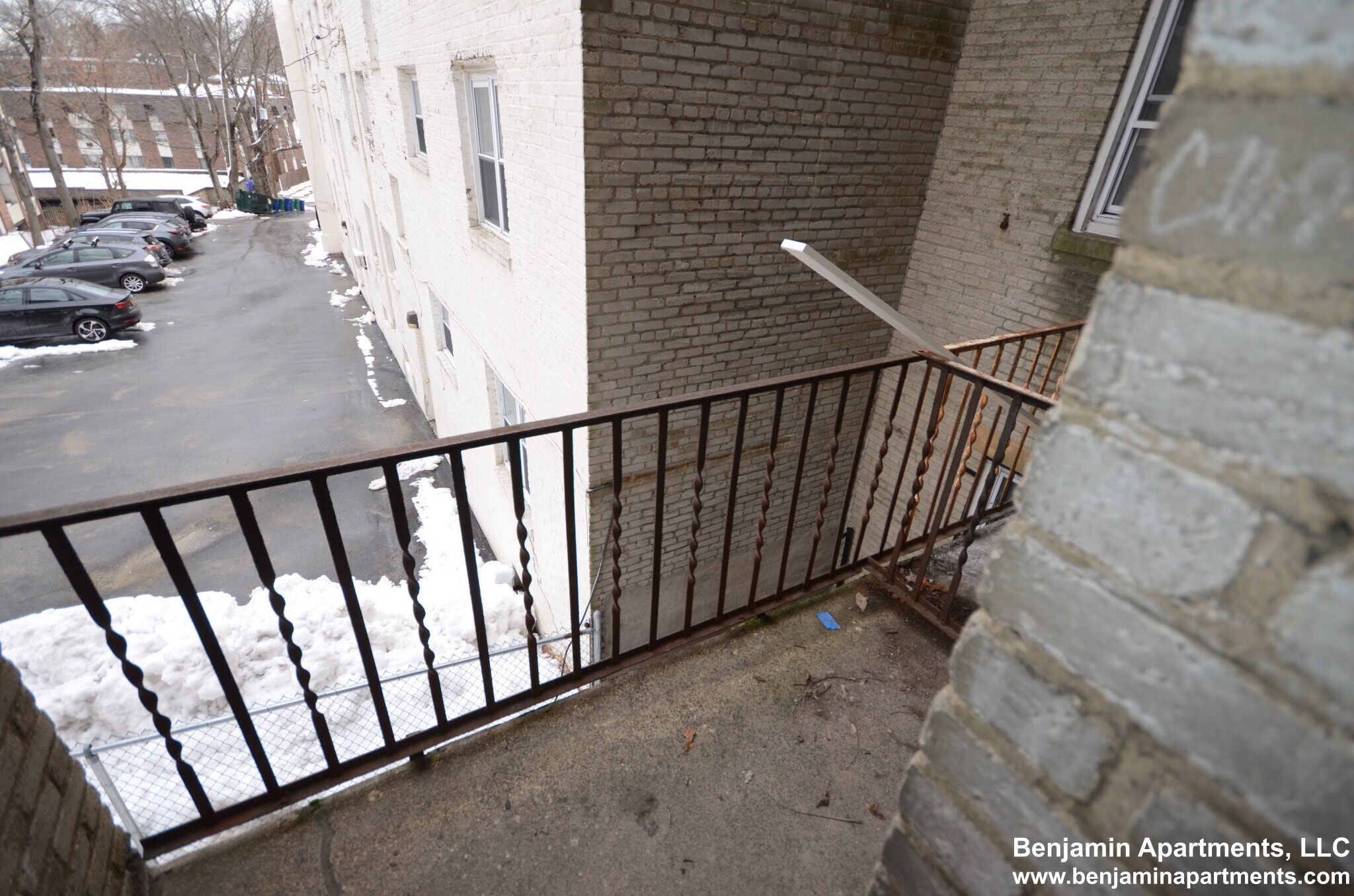 Building Photo - 8 Vinal St