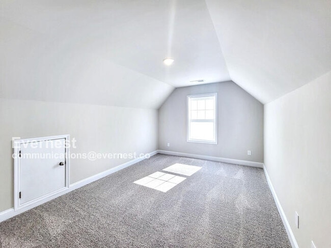 Building Photo - 1754 Live Oak Ln
