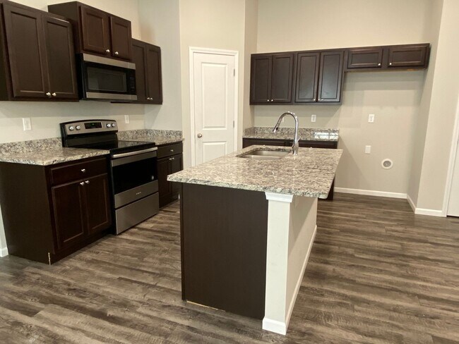 Building Photo - Beautiful Duplex in Maize - Maize School D...