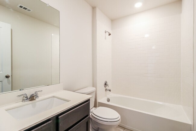 Building Photo - 3124 Glazner Dr