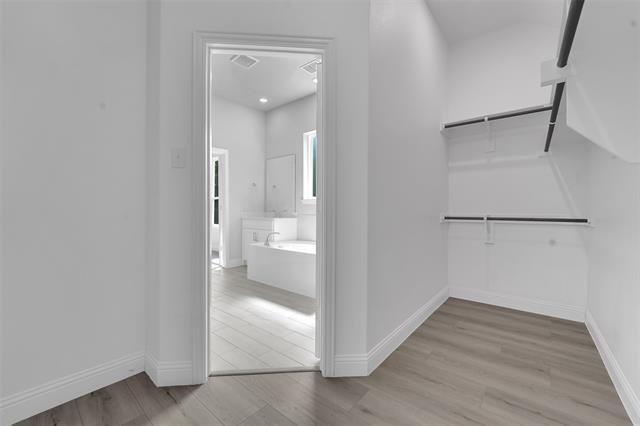 Building Photo - 3004 Cremini Fls
