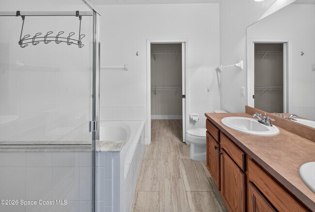 Building Photo - 3641 Titanic Cir