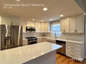 Building Photo - 5749 NE Harvest St