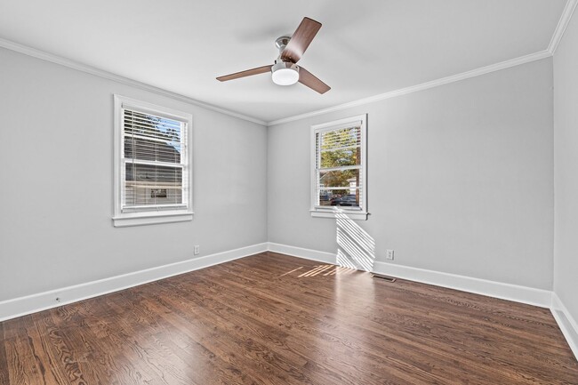 Building Photo - Available Early August! - Charming 2-Bedro...