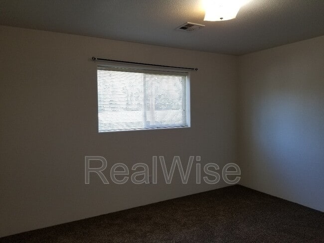 Building Photo - 1527 Hamilton Ln