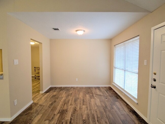 Building Photo - 4410 Dawn Creek Ln