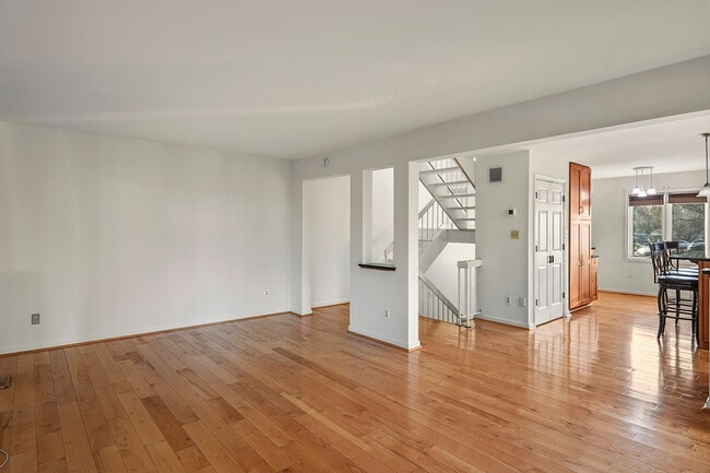 Building Photo - 770 Trenton Ave