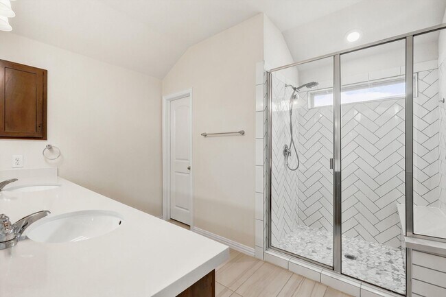 Building Photo - Charming 3-Bedroom Home in Desirable New Braunfels Neighborhood