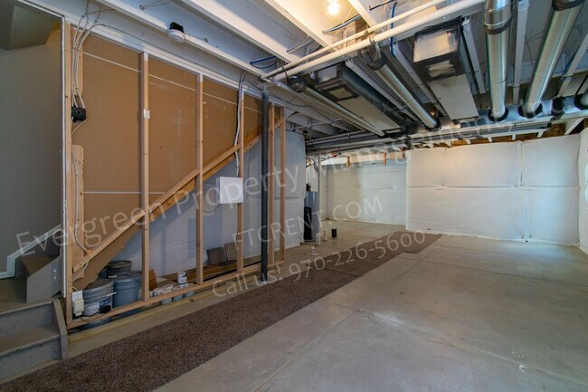 Building Photo - Absolutely Gorgeous 4-Bed Single Family Home in Copper Ridge!