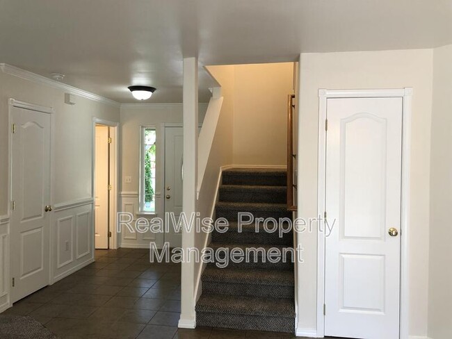 Building Photo - 1730 SW 22nd Ct