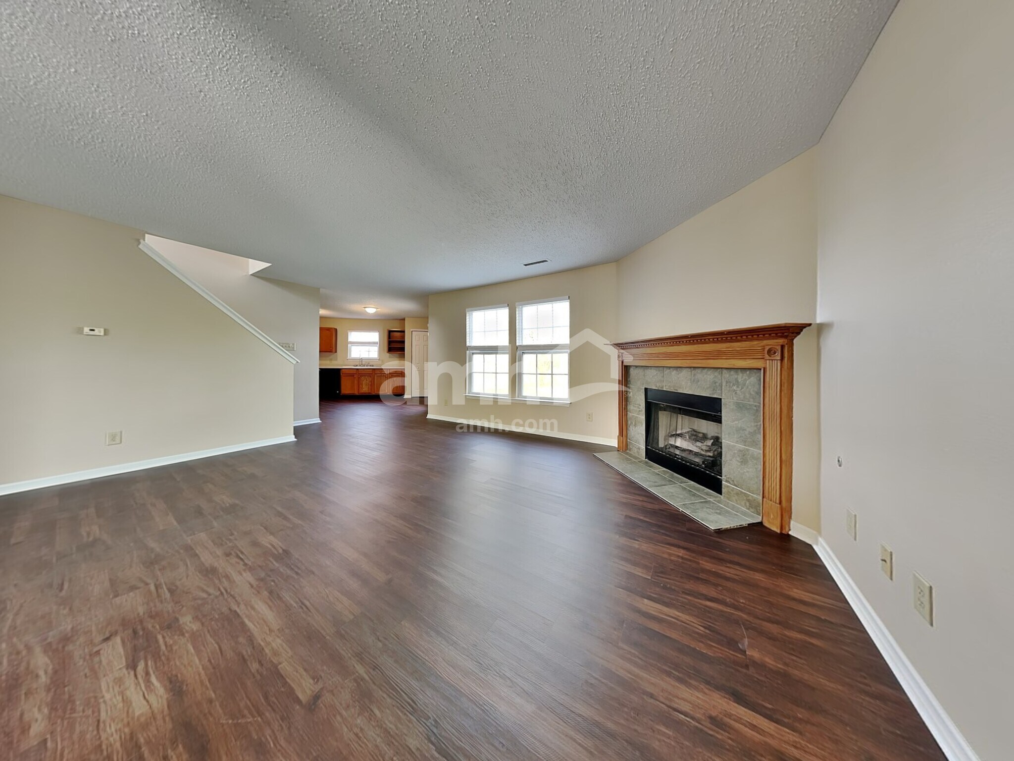 Building Photo - 8330 S Rising Sun Dr