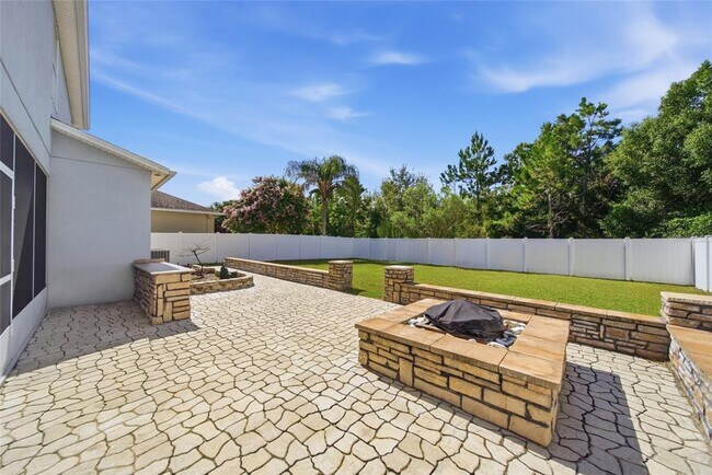 Building Photo - 12125 Streambed Dr