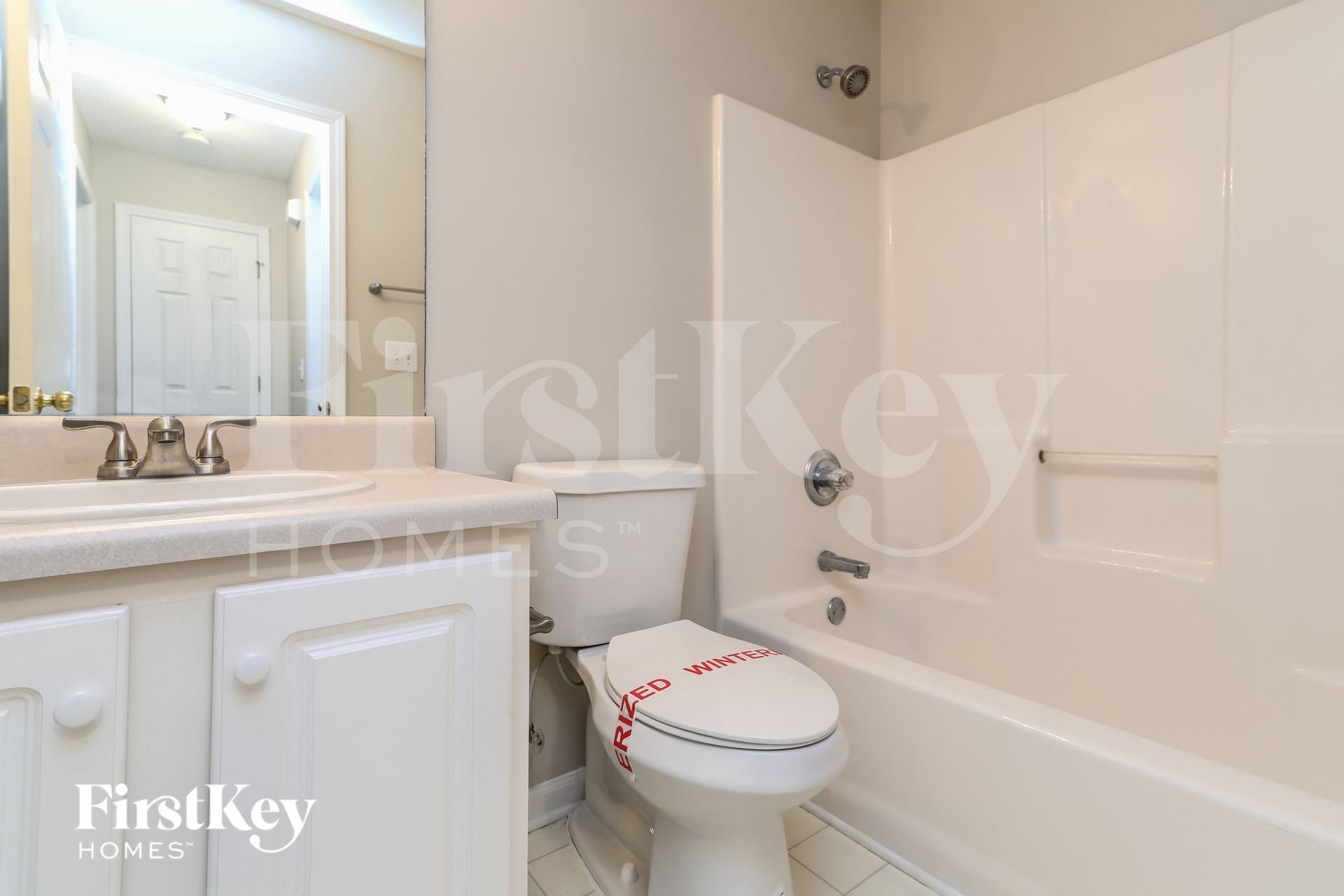 Building Photo - 3240 Hilltop Cir