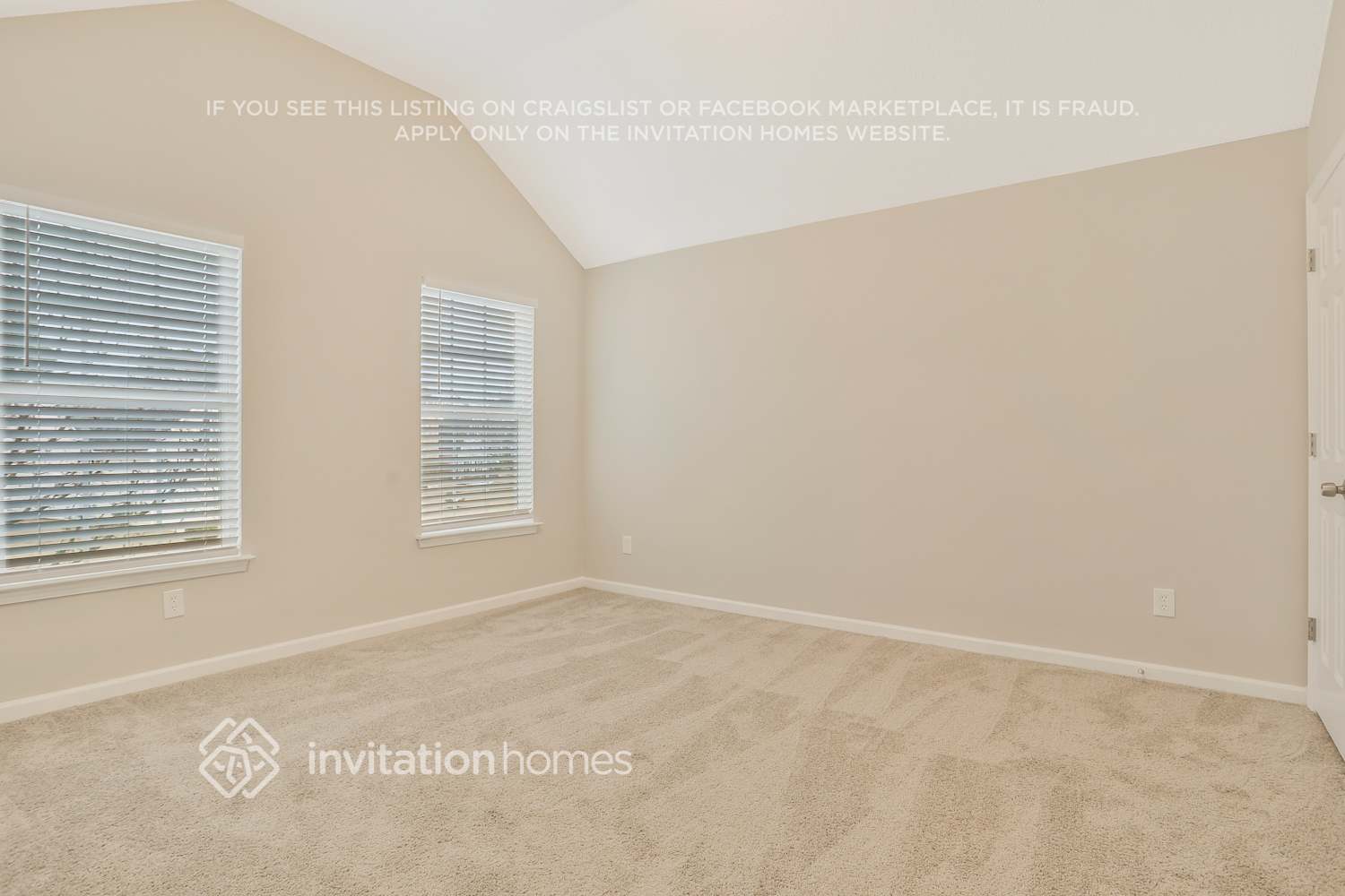 Building Photo - 2736 Live Oak Trail
