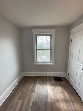 Building Photo - Completely renovated 4 bed 1 bath home near Kennywood Park!