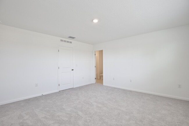 Building Photo - Brand New 3/2.5 Modern Townhome with 1 Car...