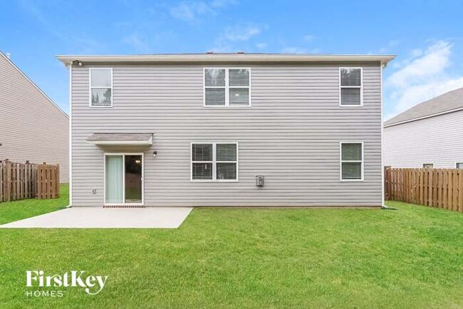 Building Photo - 220 Polo Field Way