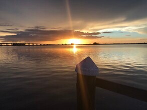 Building Photo - 2875 Palm Beach Blvd