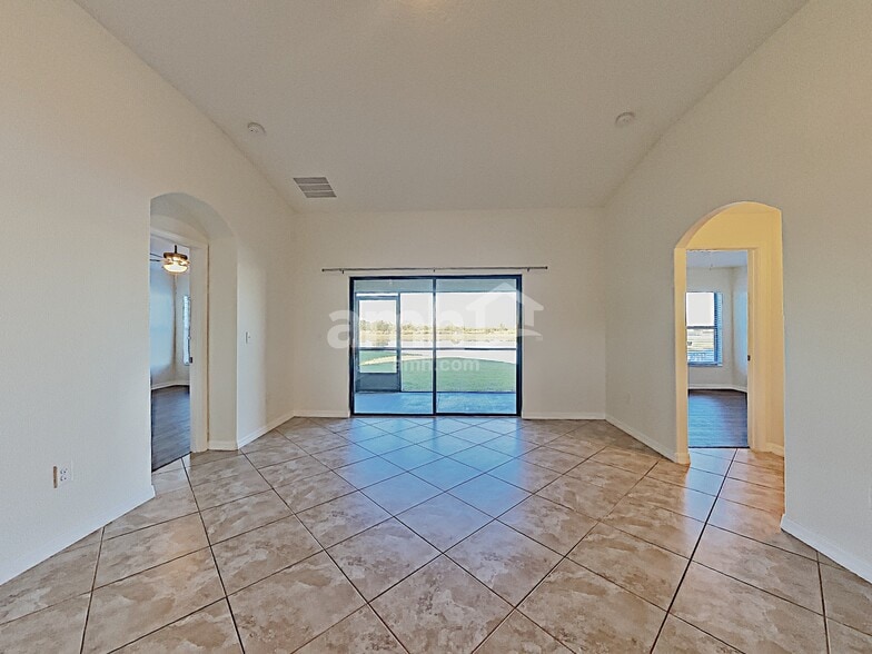 Building Photo - 13309 Wellington Hills Dr