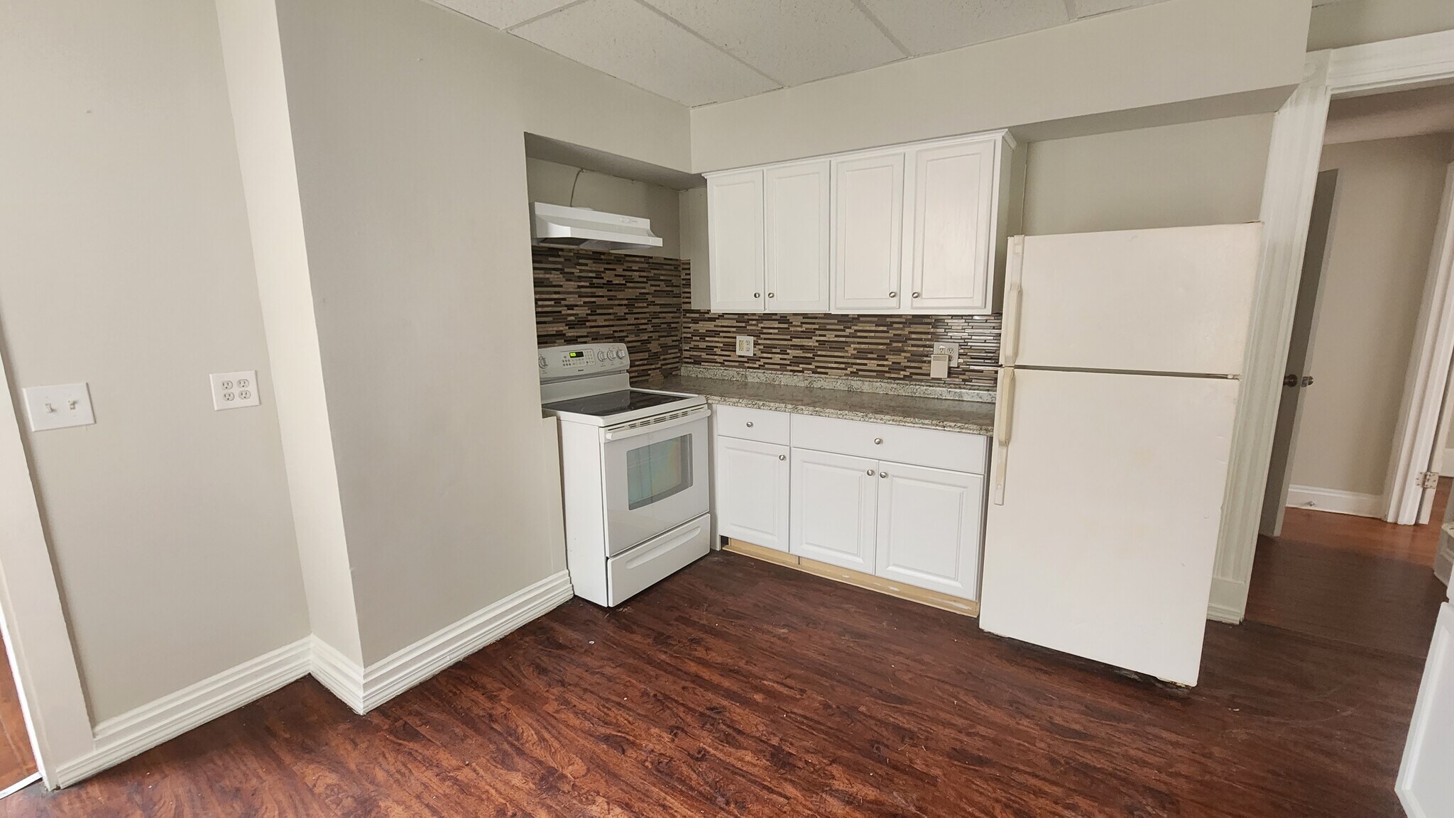 Building Photo - 114 Cedar Hill Ave