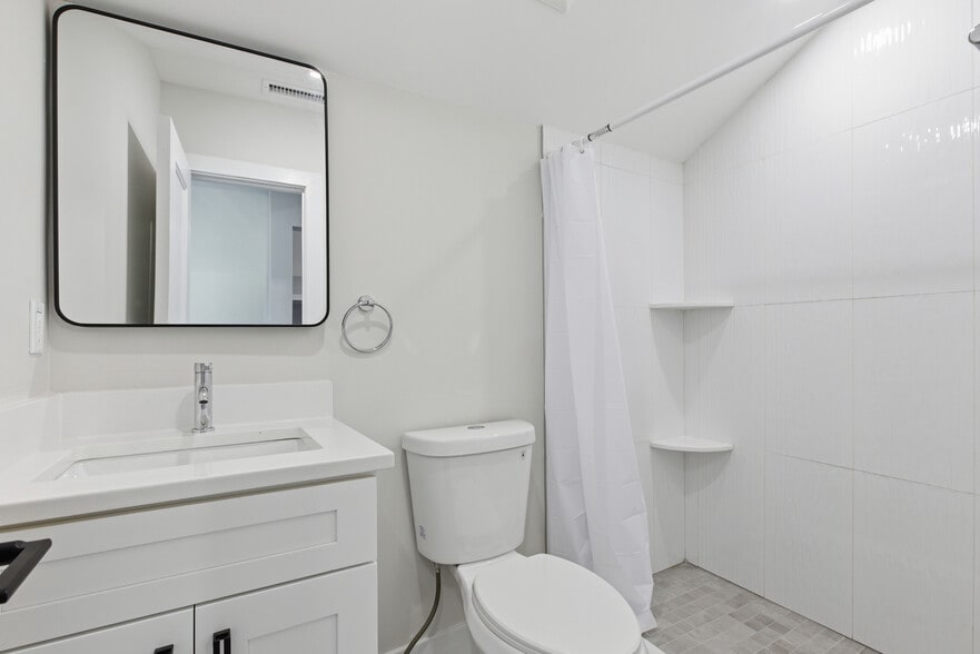 Building Photo - 85 Euclid Ave