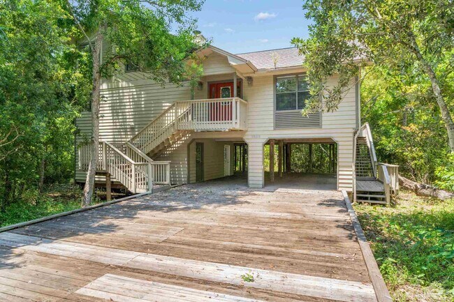 Primary Photo - 3686 Mackey Cove Dr