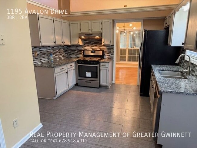 Building Photo - 1195 Avalon Dr