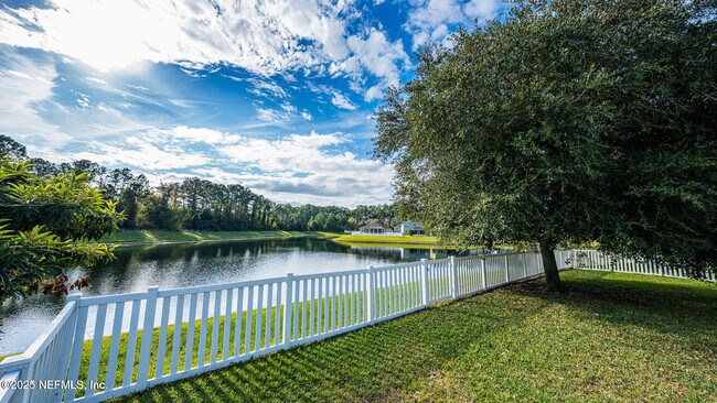 Building Photo - 395 Candlebark Dr