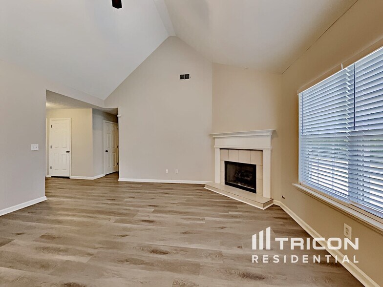 Building Photo - 4316 Beaverton Ct