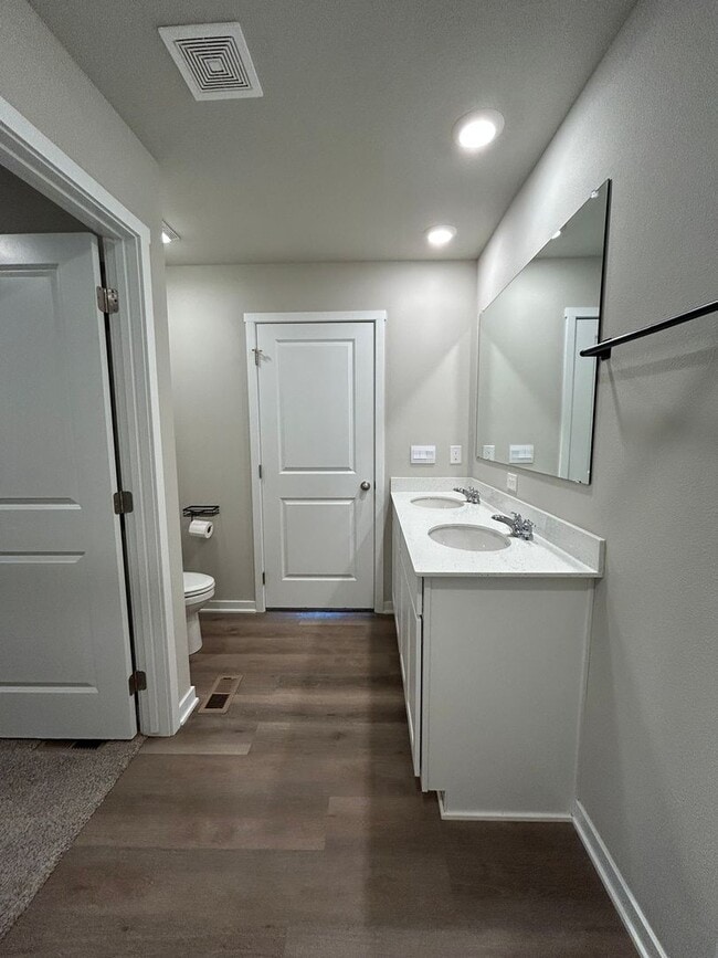 Building Photo - Your Dream Home Awaits in Gretna, NE!