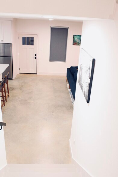 Building Photo - 12204 Hairston Cir