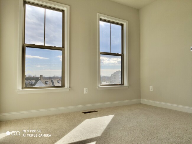 Bedroom one - 17109 Branched Oak Rd