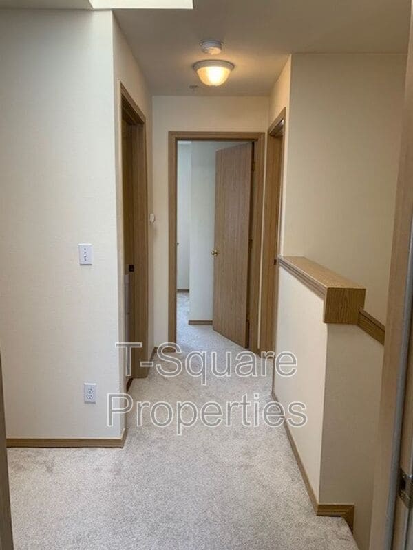 Building Photo - 15815 Admiralty Way