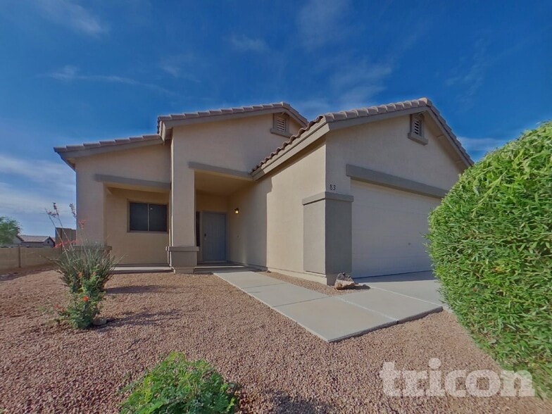 Building Photo - 83 5th Ave W