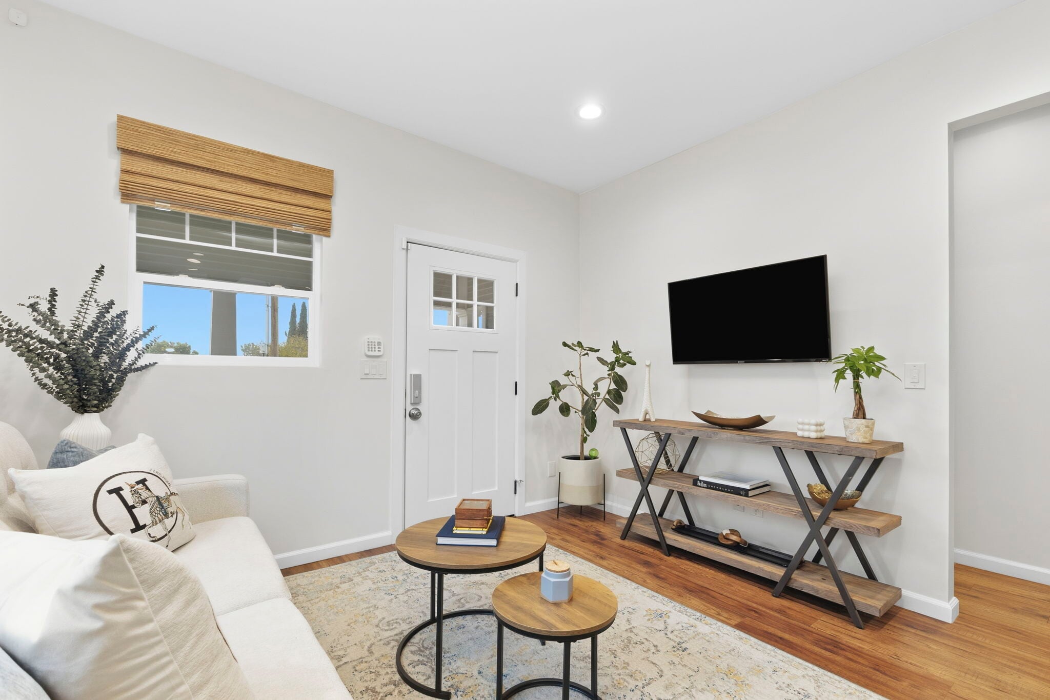 Building Photo - 3136 Grape St