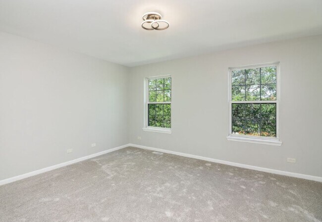Building Photo - 2270 Georgetown Cir