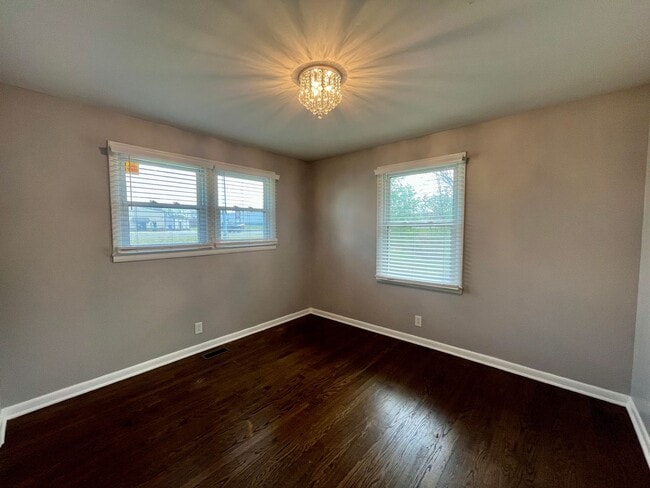 Building Photo - Country Ranch Available Now!