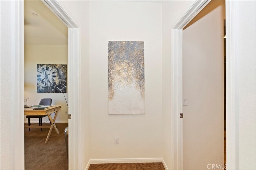 Hallway entry to master bedroom 3rd level - 335 S Glendora Ave