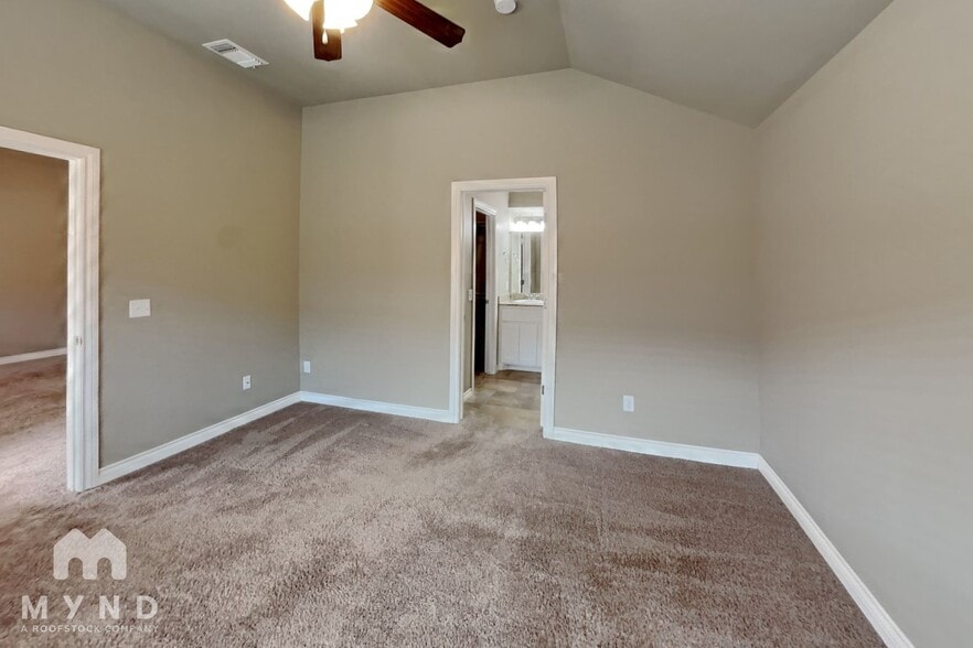 Building Photo - 18111 Manera Wy