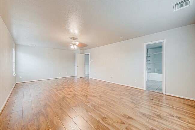 Building Photo - 9514 Sedge Wren Ct
