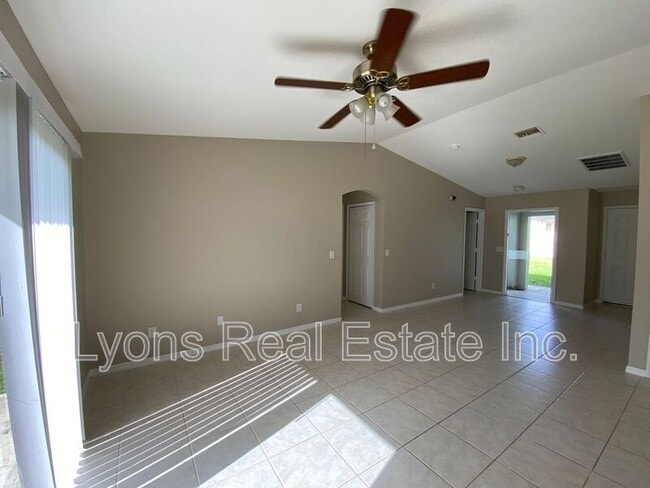 Building Photo - 4793 Jordan Ave S