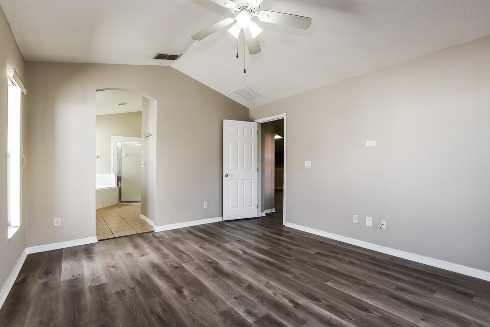 Building Photo - 891 McInnis Ct