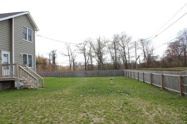 Building Photo - 2 Lafayette Dr