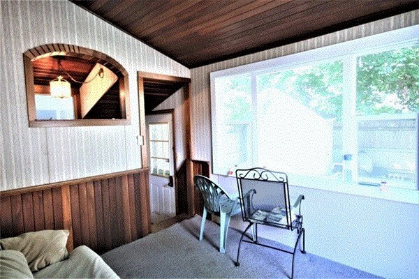 Building Photo - 114 Henshaw St