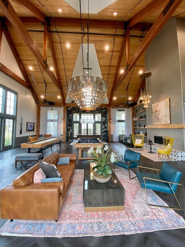 Building Photo - 2409 Rooster Ln