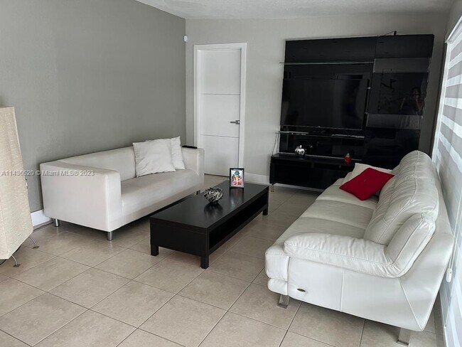 Building Photo - 12770 SW 18th St