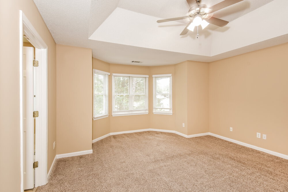 Building Photo - 16 Camden Woods Pl